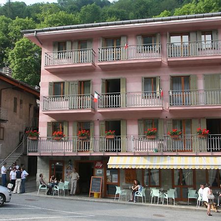 Albergo Club Alpino 克里索洛 外观 照片