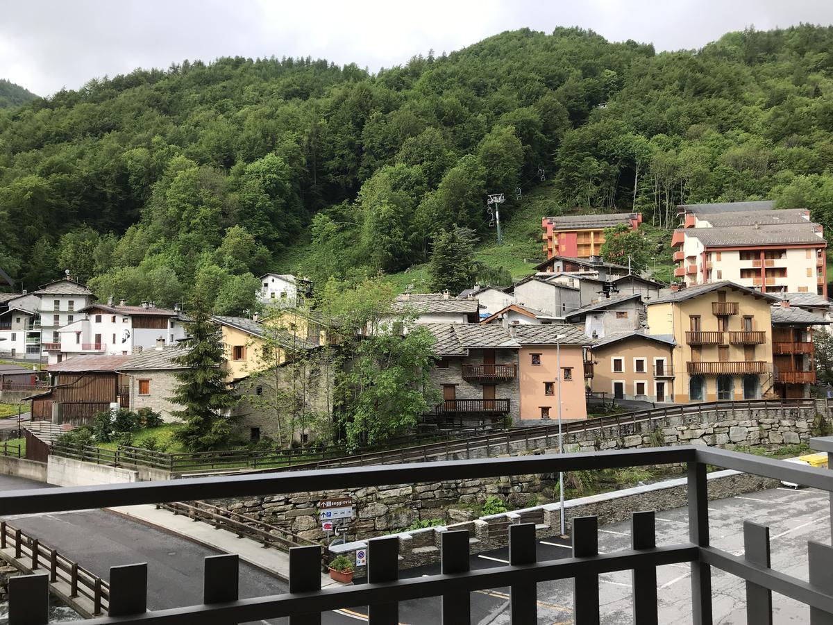 Albergo Club Alpino 克里索洛 外观 照片